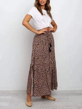 Carregar imagem no visualizador da galeria, Brown Leopard Print Maxi Skirts