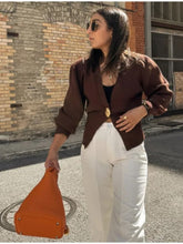 Carica l&#39;immagine nel visualizzatore di Gallery, V Neck Button Cardigan