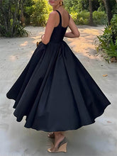 Görseli Galeri görüntüleyiciye yükleyin, Stylish And Elegant Off-Shoulder Strapless Sleeveless Mixi Dress