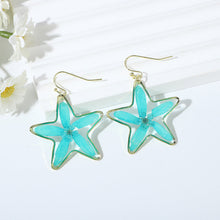 Lataa kuva Galleria-katseluun, Ocean-inspired Starfish Earrings - Embrace the Trend