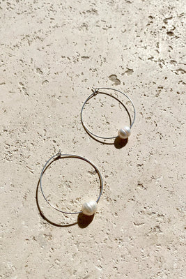 Simple Pearl Fine Wire Hoops - Cream/Silver