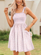 Laden Sie das Bild in den Galerie-Viewer, Floral Pockets A-Line Swing Mini Dresses