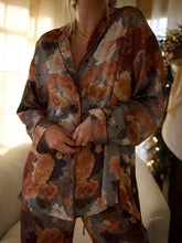 Charger l'image dans la galerie, Peony Satin Pajama Set