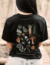 Carregar imagem no visualizador da galeria, Walk Gently Basic Tee