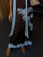 Load image into Gallery viewer, Elegant Brown and Blue Lace Panel Skirt