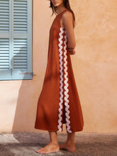 Laden Sie das Bild in den Galerie-Viewer, Side Wave Stripes Embellished Side Slit Loose Dress