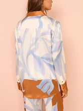 Load image into Gallery viewer, Exquisite Contrast Tie-Dye Floral Loose Shirt