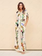 Carregar imagem no visualizador da galeria, Satin Unique Print Pocketed Wide Leg Pants