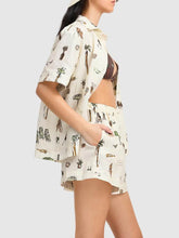 Laden Sie das Bild in den Galerie-Viewer, Printed casual loose shorts two-piece set