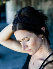 Indlæs billede til gallerivisning Handmade Elastic Macrame Headband