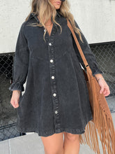 Carregar imagem no visualizador da galeria, Downtown Denim Dress