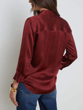 Load image into Gallery viewer, Fine Satin Long Sleeve Shirt