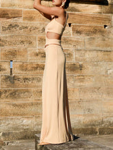 Laden Sie das Bild in den Galerie-Viewer, Elegant Backless Halter Dress