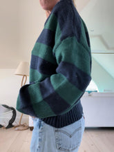 画像をギャラリービューアに読み込む, Classic Green Rugby Stripe Sweater