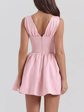 Laden Sie das Bild in den Galerie-Viewer, Elegant Satin Bow V Neck Mini Dress