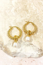 Load image into Gallery viewer, Twist Pearl Drop Earrings - Gold/Pearl