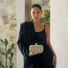 Load image into Gallery viewer, Luxurious Flower Clutch Bag