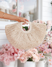 Laden Sie das Bild in den Galerie-Viewer, Natural Straw Bag