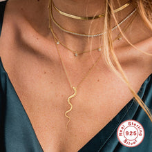 Indlæs billede til gallerivisning 925 Snake Pendant Necklace