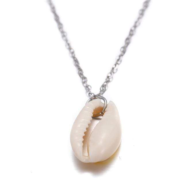 Conch Shell Pendant Necklace